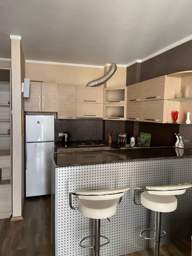 Orbi Plaza Apartment Батуми Екстериор снимка