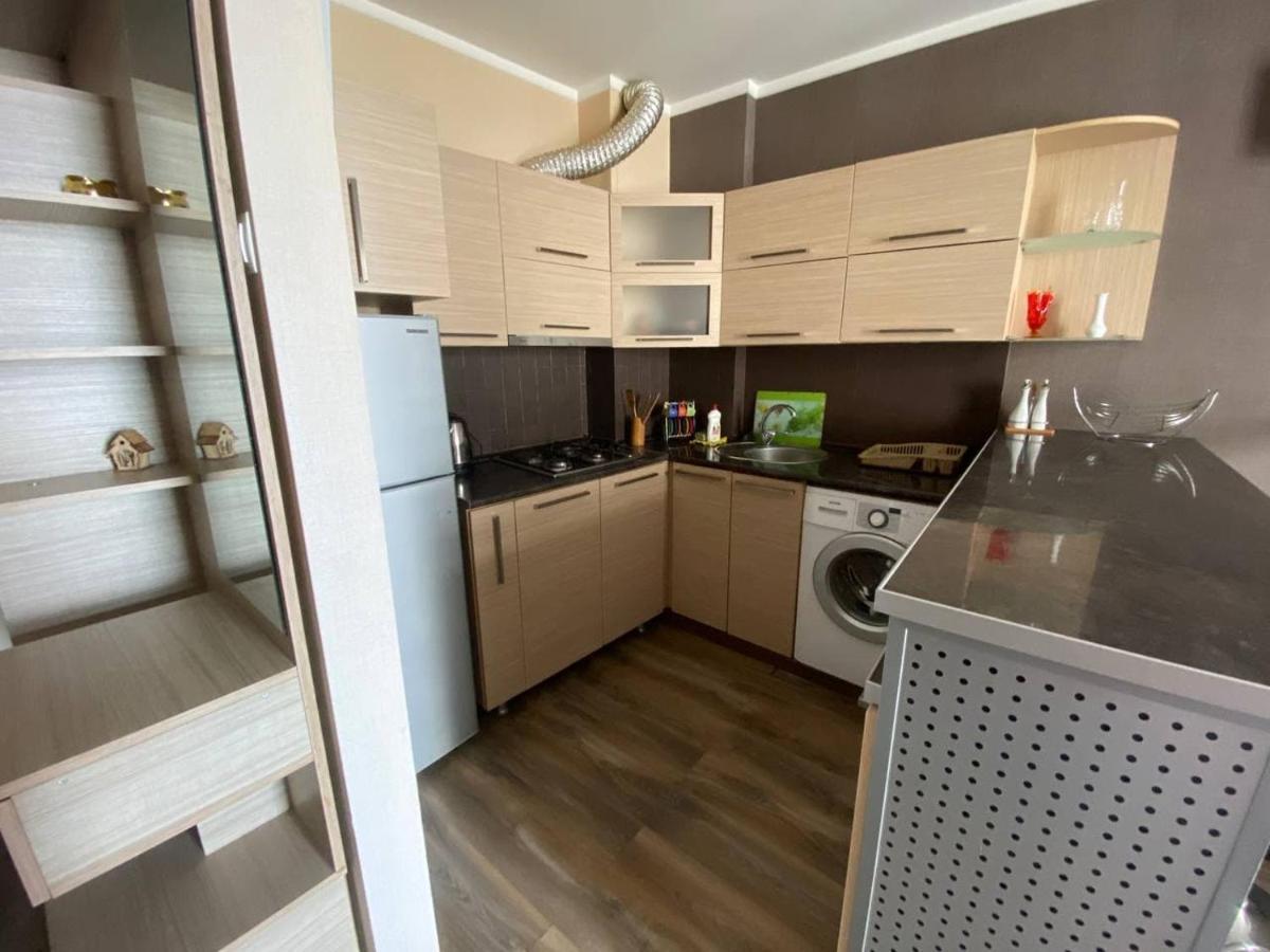 Orbi Plaza Apartment Батуми Екстериор снимка